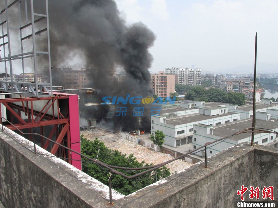 廣州白云一倉庫發(fā)生強(qiáng)烈爆炸,已致4人死亡