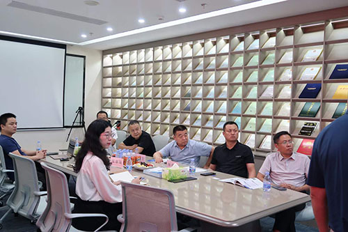 領(lǐng)導(dǎo)來(lái)訪深國(guó)安考察指導(dǎo) 領(lǐng)導(dǎo)來(lái)訪深國(guó)安考察指導(dǎo)