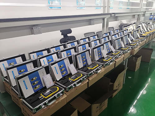 便攜式五合一可燃有害氣體分析儀 便攜式五合一可燃有害氣體分析儀