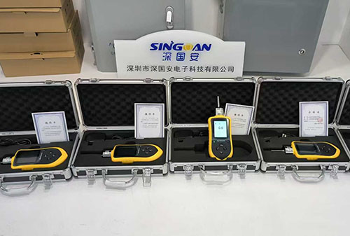 便攜泵吸式燃?xì)饧映魟怏w檢測(cè)儀